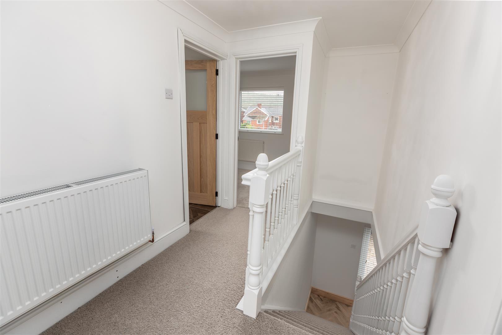 Vardre Road, Clydach, Swansea, SA6 5LP